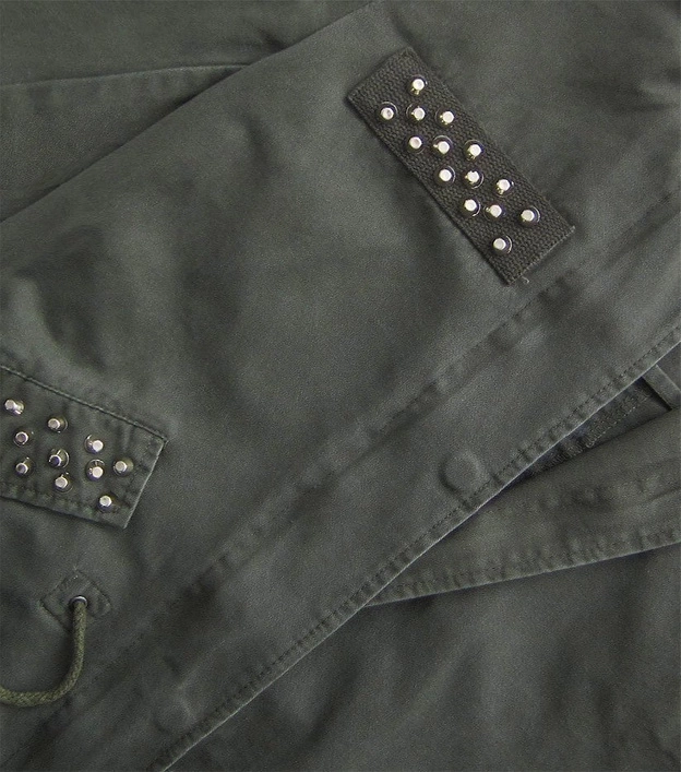 BAWEŁNIANA PARKA Z NITAMI KHAKI (7067)