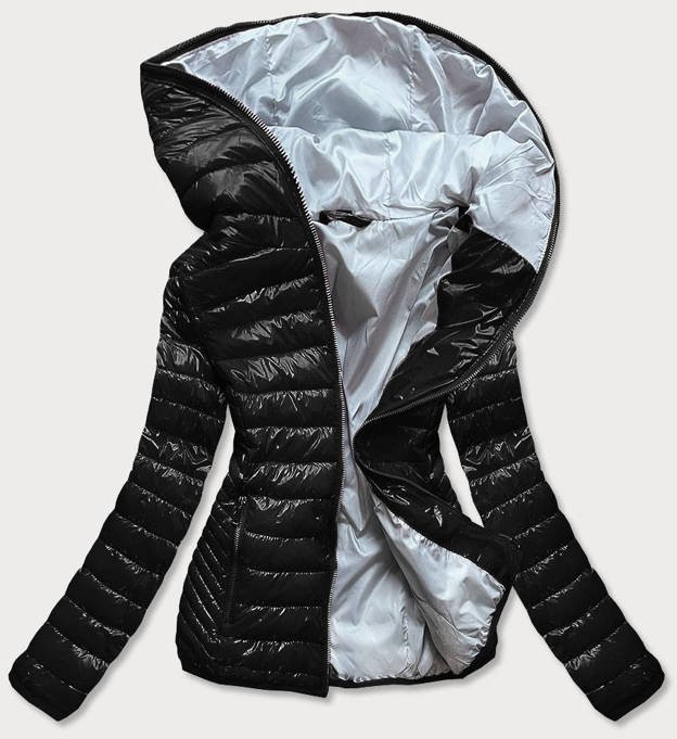 Pikowana kurtka damska z kapturem czarna (b9561)