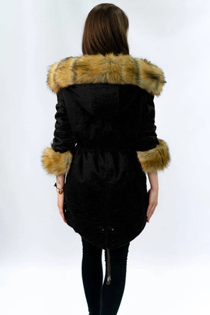 BAWEŁNIANA DAMSKA PARKA ZIMOWA Z FUTREM CZARNA (XW801X)