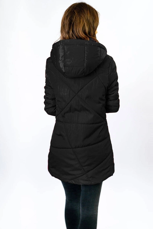 CIENKA KURTKA DAMSKA Z ASYMETRYCZNYM DOŁEM CZARNA (B9532)