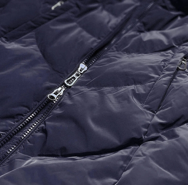 Kurtka zimowa damska z kapturem granatowa (m-21306)