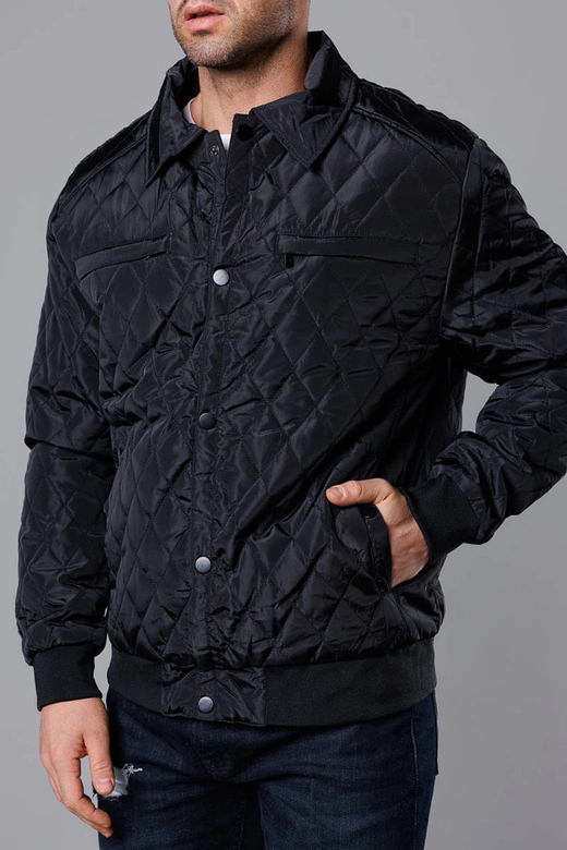 Pikowana kurtka męska z kołnierzem czarna (58M13080-392)