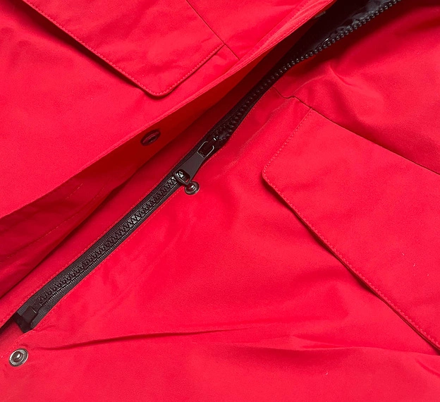 Zimowa kurtka damska z kapturem czerwona (j9-066)