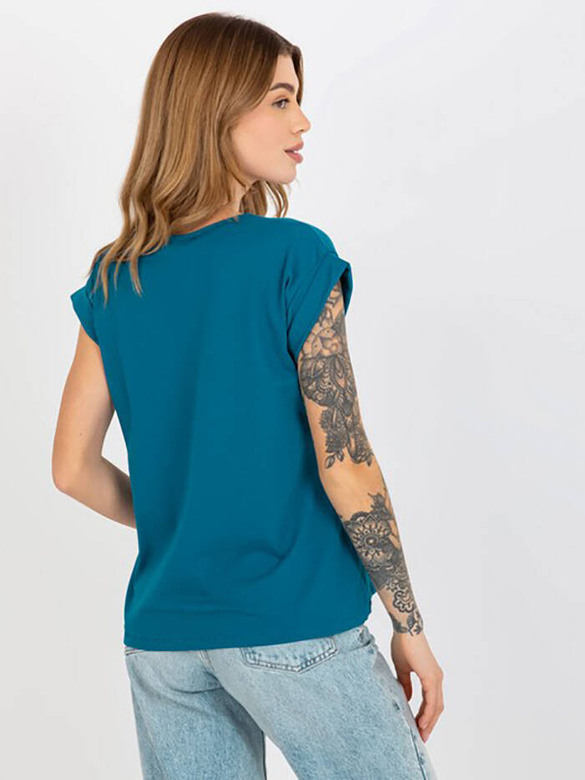 Bawełniany t-shirt z podwijanymi rękawkami Feel Good morski (4833-25)