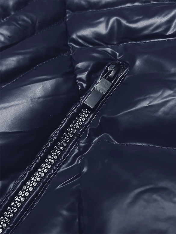 Krótka pikowana damska kurtka zimowa z kapturem J Style śliwka (58M23068-4)