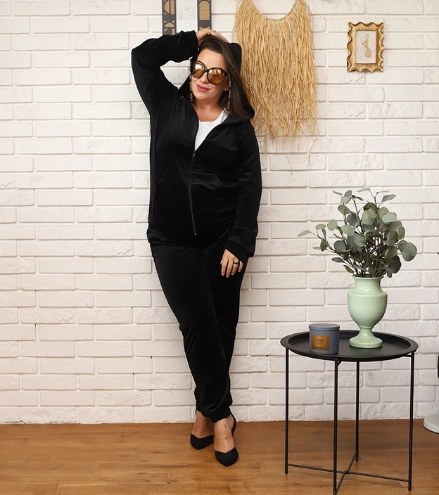 Dres damski z rozpinaną bluzą plus size czarny (8216)