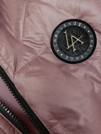 Pikowana kamizelka damska z asymetrycznym dołem S'West różowa (B8237-81)