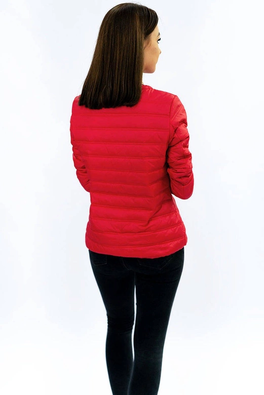 Pikowana kurtka z okrągłym dekoltem czerwona (s-111)