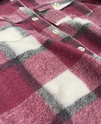 KOSZULOWY PŁASZCZ DAMSKI KRATA CIEMNO-RÓŻOWY (2431)