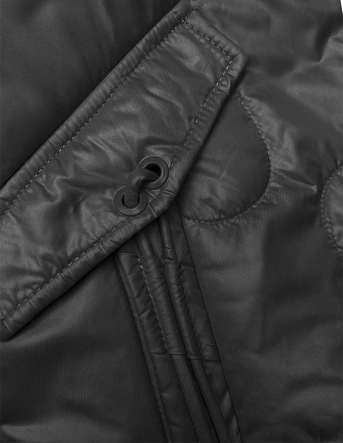 Pikowana krótka kurtka damska czarna (B8185-1)