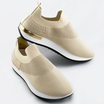 Wsuwane buty sportowe damskie beżowe (xa157)