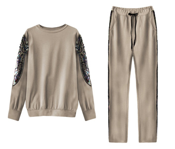 ZESTAW BLUZA + SPODNIE (203ART i 210ART)