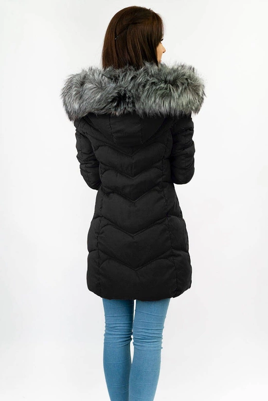 DŁUŻSZA PIKOWANA DAMSKA KURTKA ZIMOWA Z KAPTUREM CZARNA (B2643)