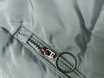 Zimowa kurtka z kapturem miętowa (2M-231)