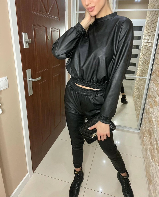 ELEGANCKI KOMPLET DAMSKI BLUZKA + SPODNIE EKOSKÓRA CZARNY (666ART)