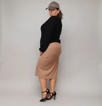 Sukienka z dzianinową bluzką czarna-ciemny beż (682)