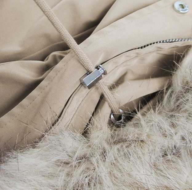 DAMSKA PARKA ZIMOWA Z PODPINKĄ BEŻOWA (GWW1966)