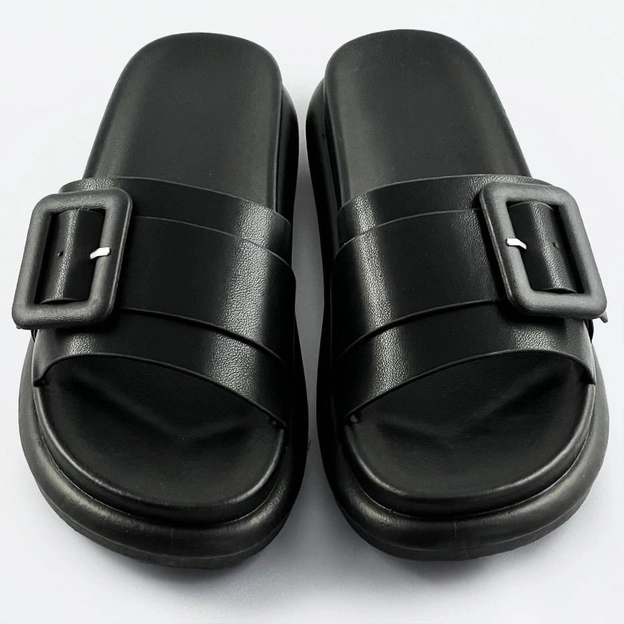 Damskie klapki z klamrą czarne (xa136)