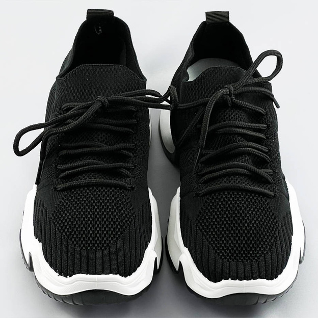 Czarne sneakersy na białej podeszwie (xa055)
