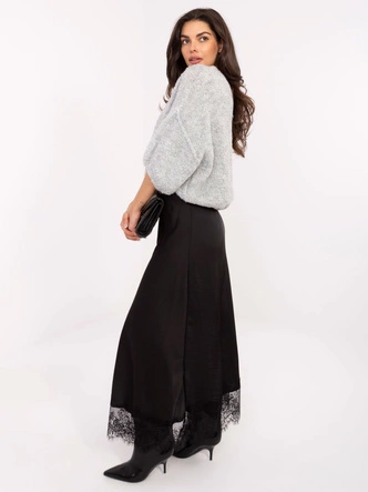 Satynowa spódnica z koronkowym wykończeniem czarna (4213)