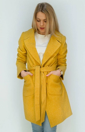 ELEGANCKI PŁASZCZ Z PASKIEM MUSZTARDOWY (X2708X)