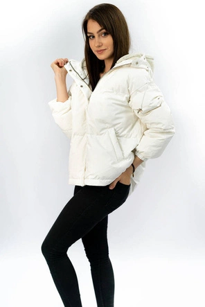 Krótka kurtka damska zimowa z puchem naturalnym biała (7113)