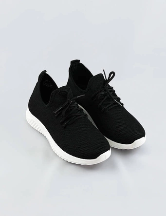 Lekkie adidasy damskie wsuwane czarne (ym-147)