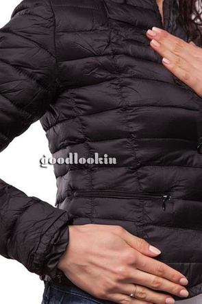 KRÓTKA PIKOWANA KURTKA CZARNA (MODEL12)