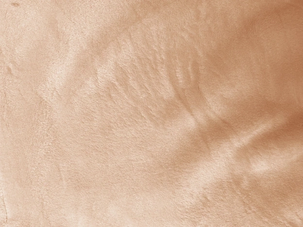 Welurowy dres damski z kapturem brzoskwiniowy (8C1175-150)