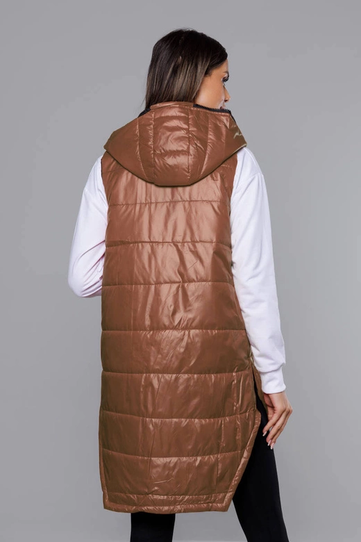 Kamizelka z geometrycznym dołem karmelowa (B0122-22)