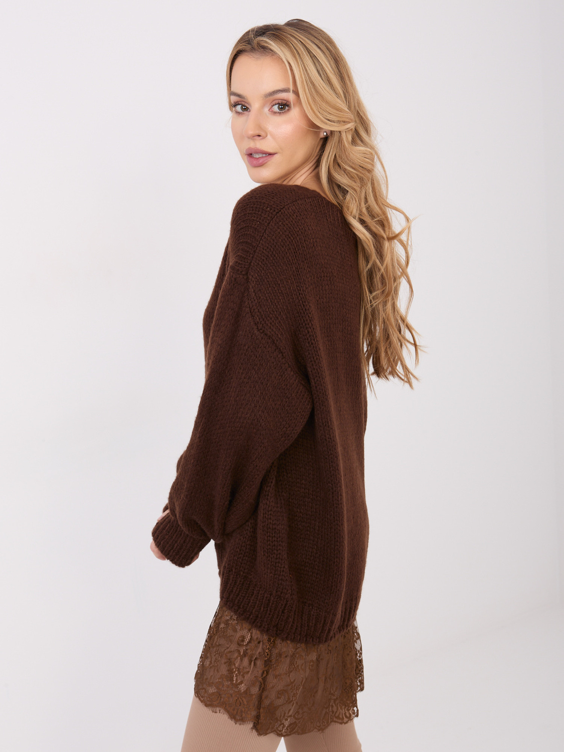 Damski sweter z domieszką moheru Goodlookin brązowy (33681)