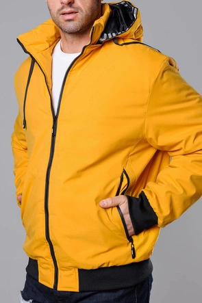 Sportowa kurtka męska z kapturem żółta (5M3111-254)