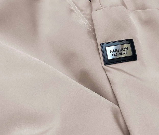 Kurtka damska z ozdobną lamówką beż (B8139-51)