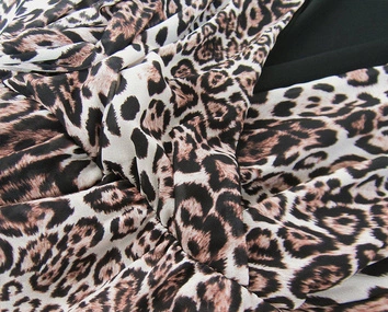 Sukienka z kopertowym dekoltem beżowa (454/2ART)