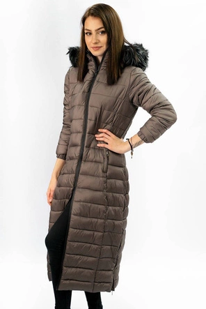 DŁUGI PIKOWANY PŁASZCZ DAMSKI BRĄZOWY (7758)