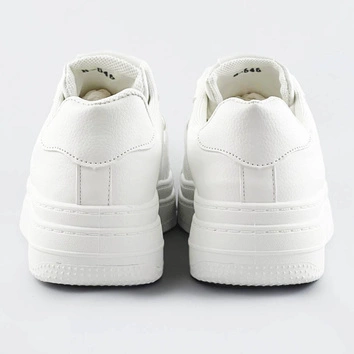 Sportowe buty z łańcuchem damskie białe (b-545)