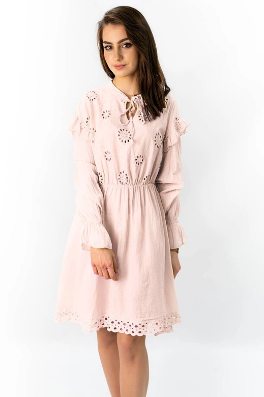 Bawełniana sukienka z haftem pudrowy róź (303art)