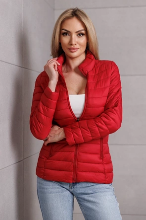 Pikowana kurtka damska ze stójką czerwona (16M9111-270)