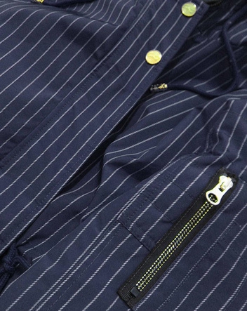 DWUSTRONNA KURTKA Z KAPTUREM W PASKI GRANATOWO-CZERWONA (W659)