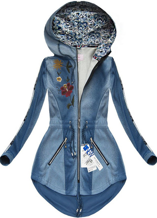 BLUZA Z HAFTAMI I NAPISAMI NIEBIESKA 1/2 (J63BS)