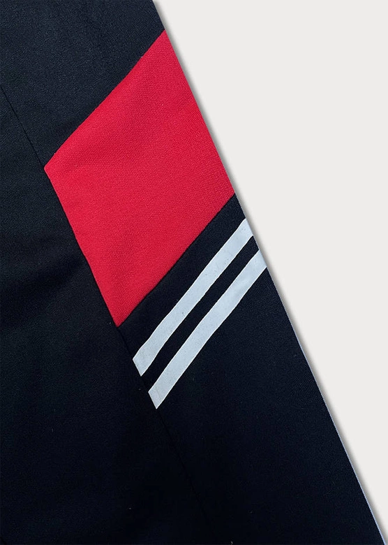 Męskie spodnie dresowe z kolorowymi wstawkami czarne (8K206B-3)