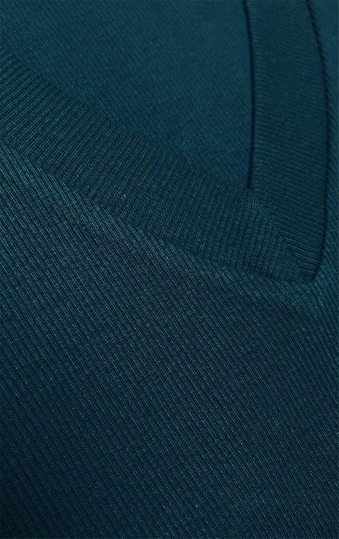 Dopasowana sukienka w prążki morska (5579-25)