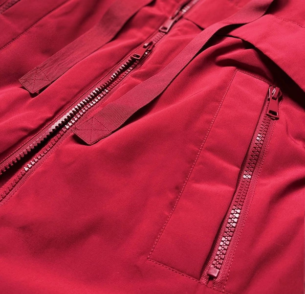 ZIMOWA KURTKA DAMSKA Z ŁĄCZONYCH MATERIAŁÓW CZERWONA (7708)