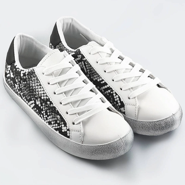 Damskie trampki z motywem zwierzęcym biało-czarny wąż (6343)