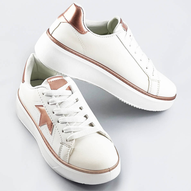 Sznurowane sneakersy z gwiazdką biały-miedź (bb126n)