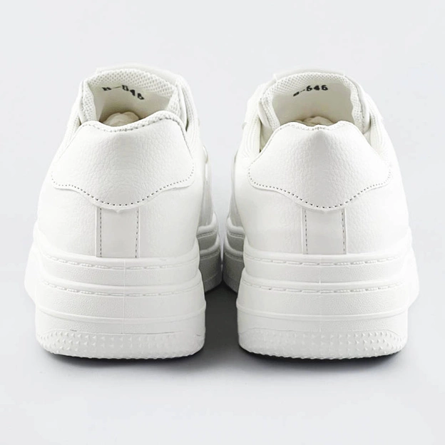 Sportowe buty z łańcuchem damskie białe (b-545)