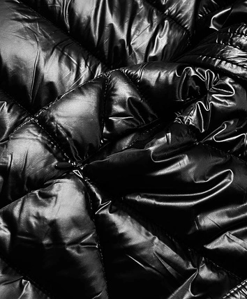 Kurtka damska z wiązanym paskiem czarna (AG1-J9069B)