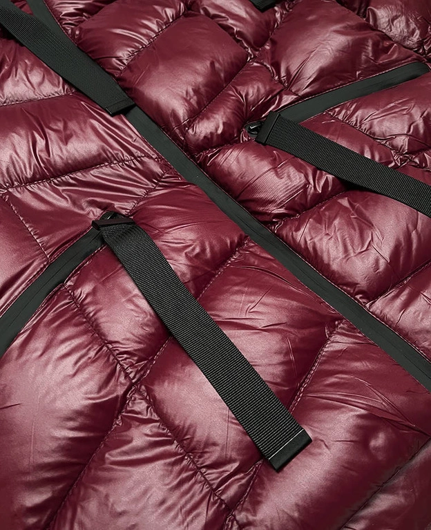 Krótka kurtka zimowa damska wiśniowa (23066-7)