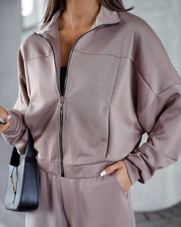 Komplet damski szerokie spodnie i bluza ze stójką cappuccino (821109)