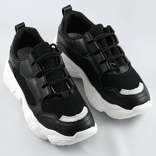 Sznurowane sneakersy damskie czarne (172)